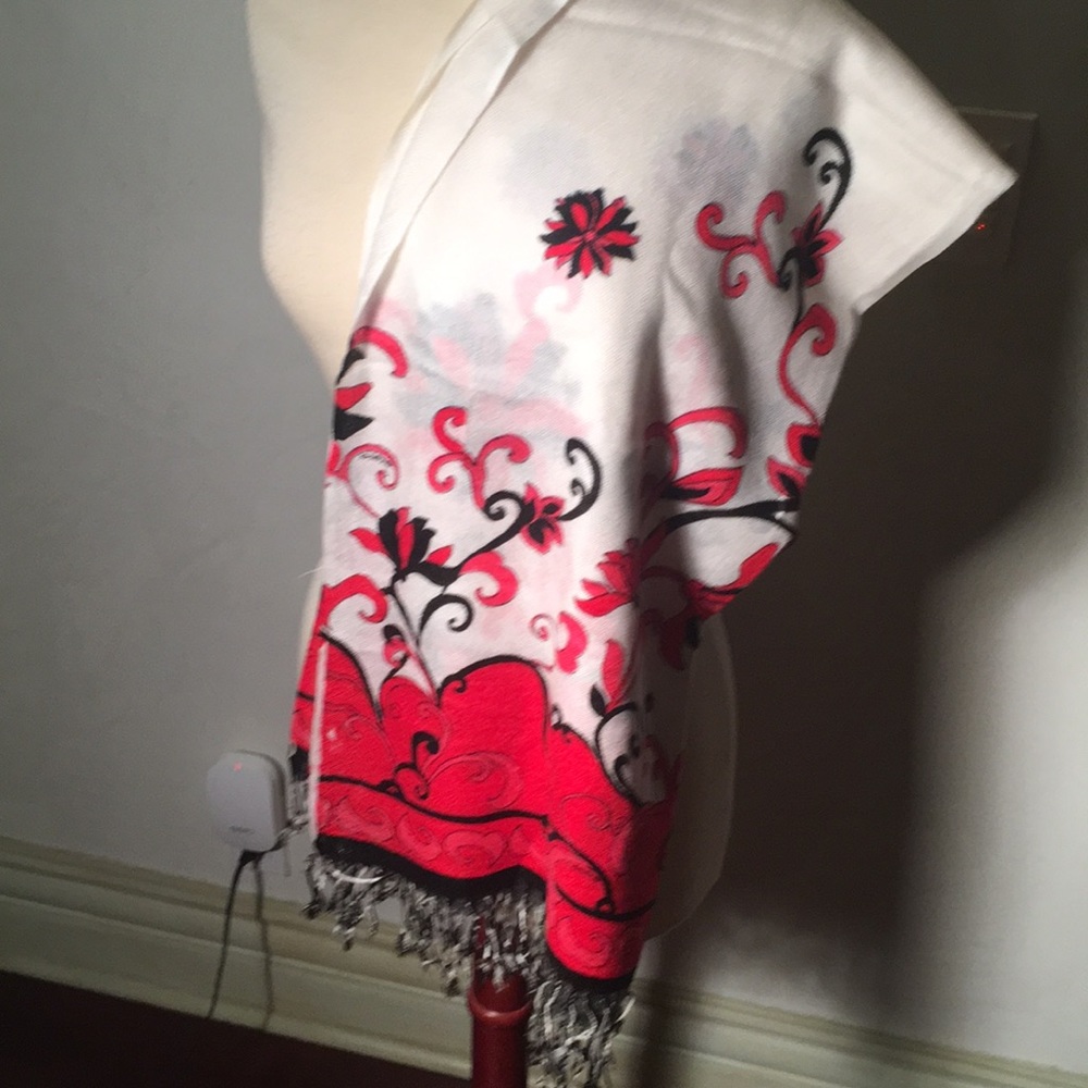 100% viscose shawl